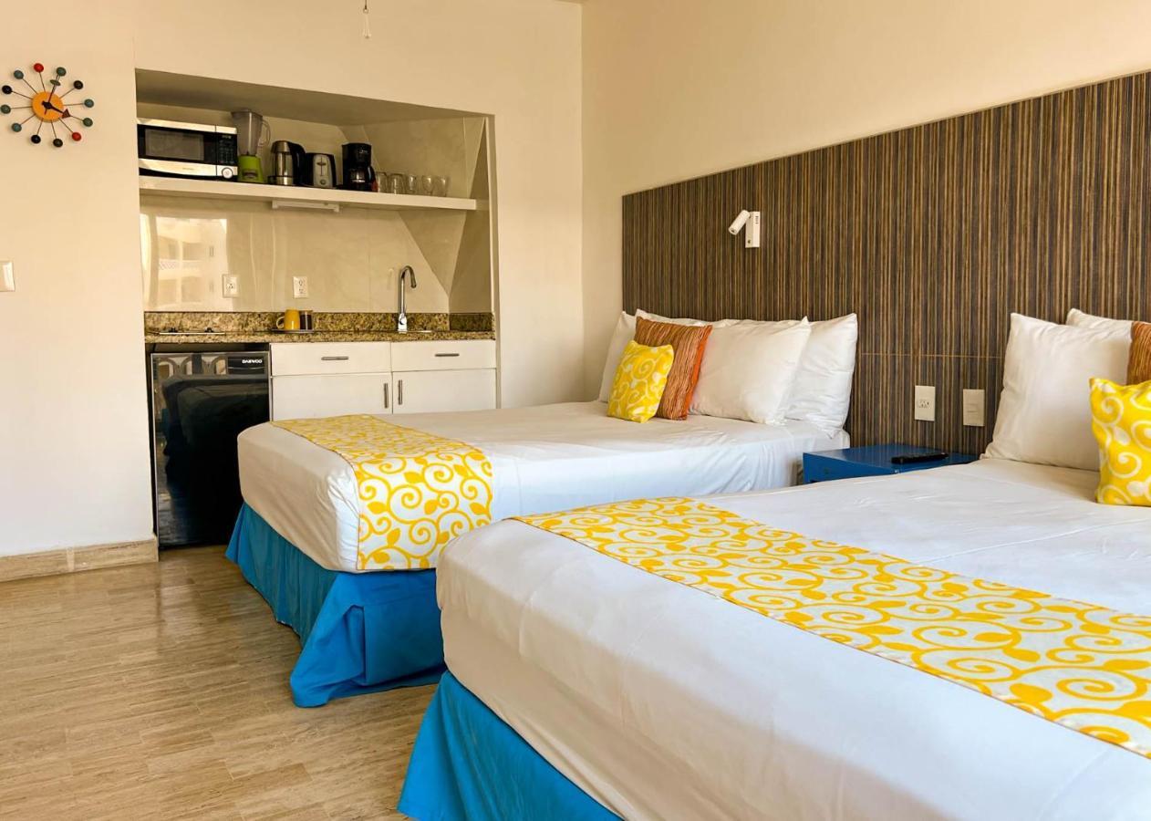 Seashore Apartment Канкун Екстериор снимка