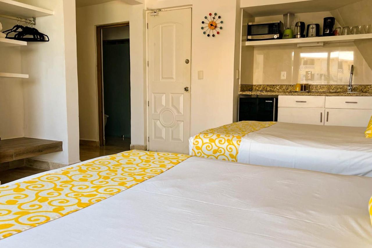 Seashore Apartment Канкун Екстериор снимка