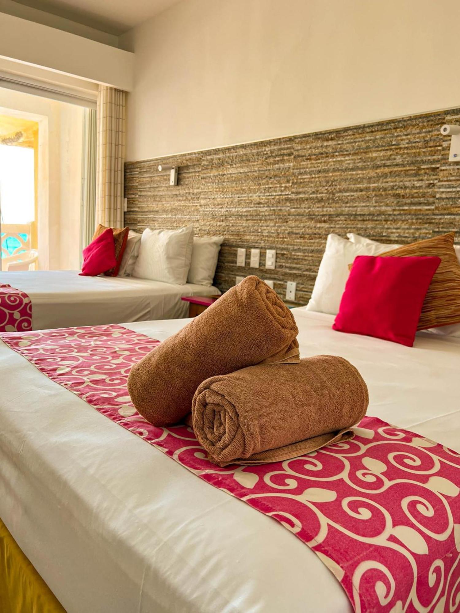 Seashore Apartment Канкун Екстериор снимка